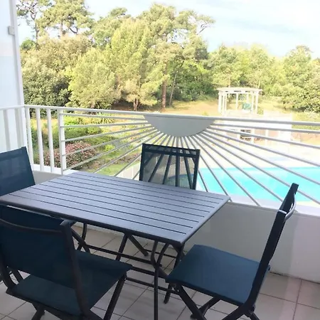 La Cite Des Pins - Piscine Chauffee Lägenhet *