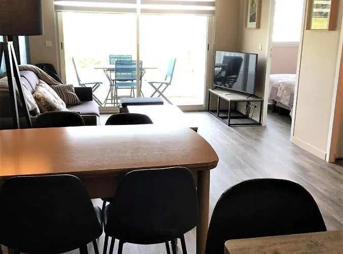 La Cite Des Pins - Piscine Chauffee Apartamento *